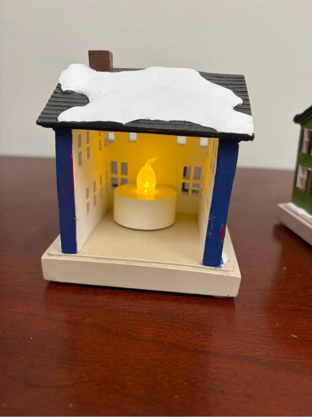 Hallmark 2018 Christmas Houses Stocking Holders
